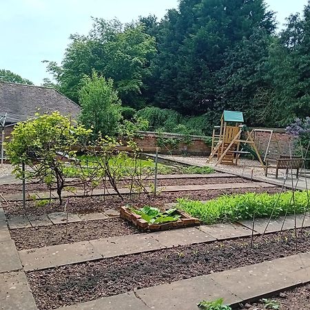 Dovehouse Farm Villa Birmingham Eksteriør billede