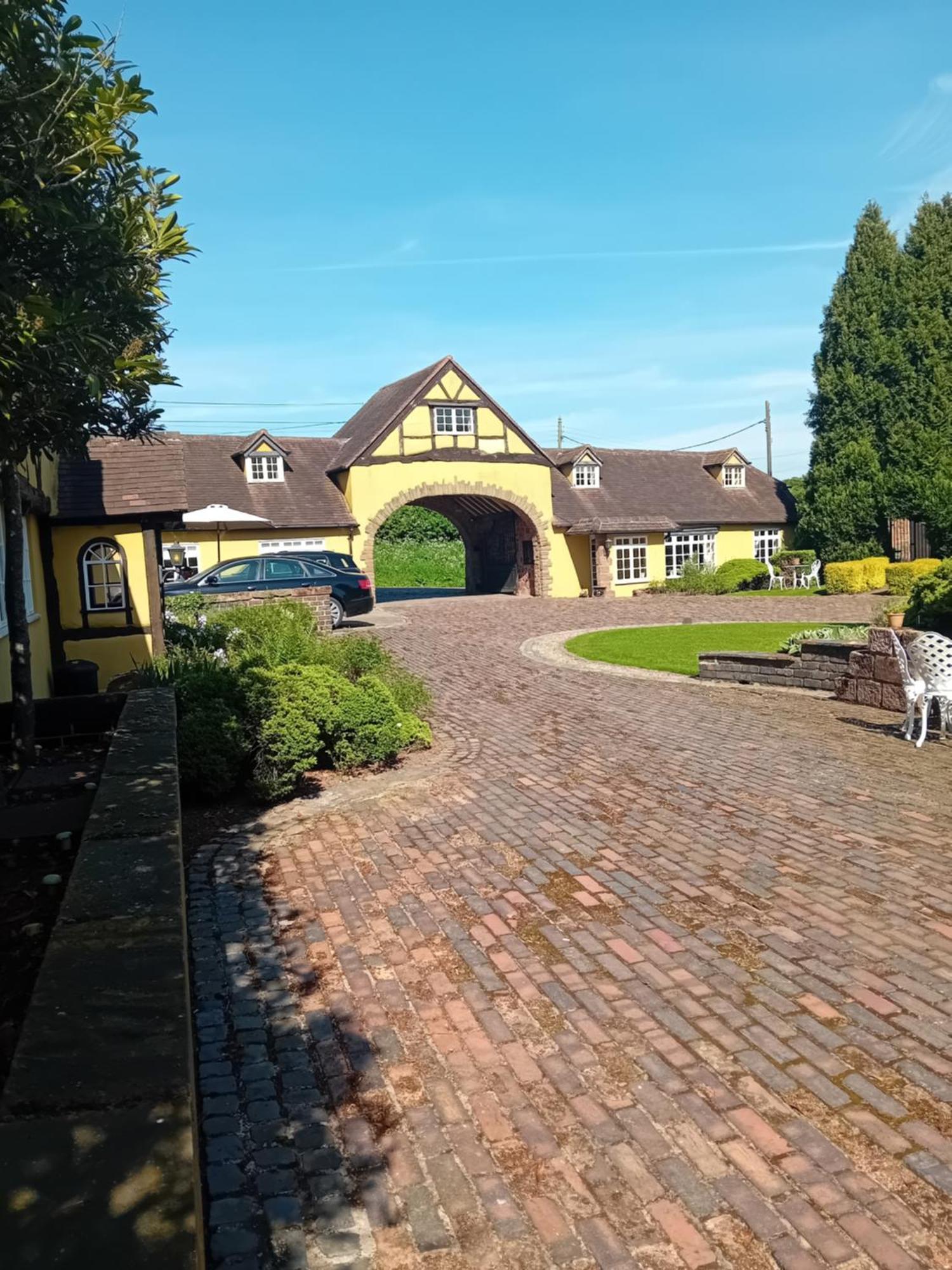 Dovehouse Farm Villa Birmingham Eksteriør billede